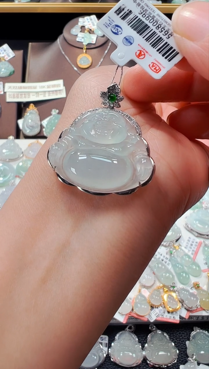 【闪购商品】翡翠吊坠(不含链)18K金镶嵌佛公吊坠996
