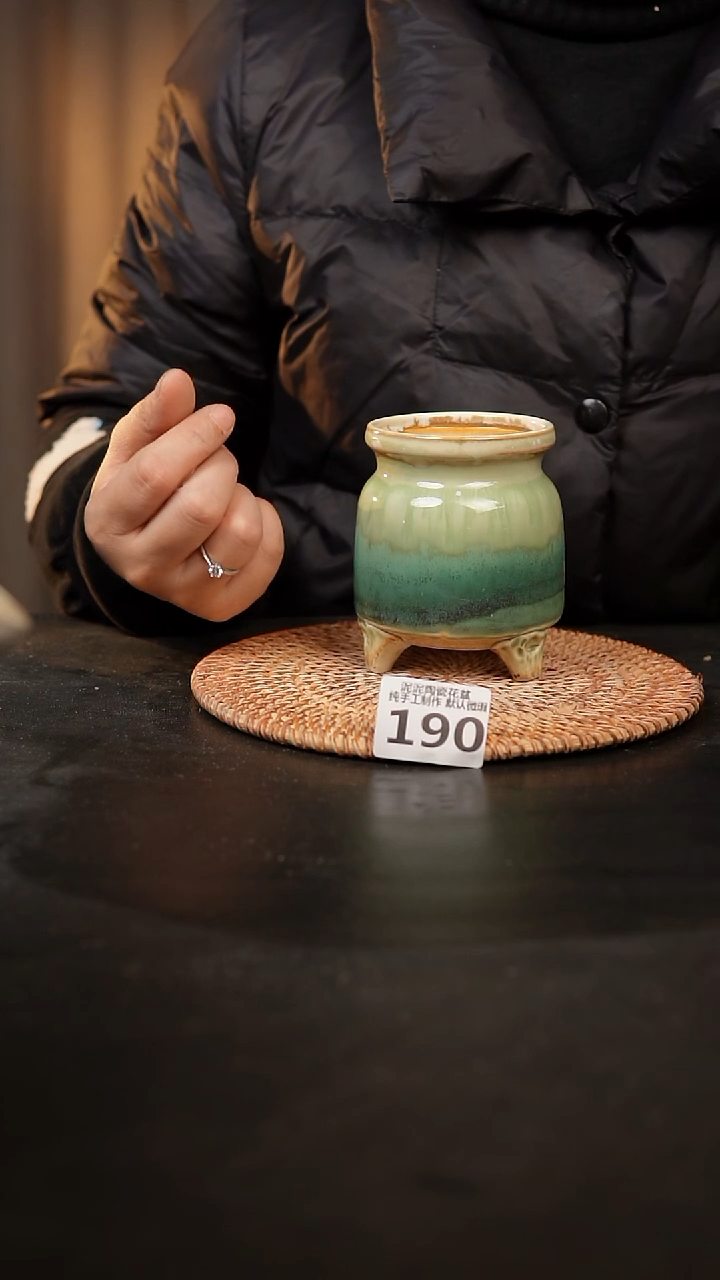 【闪购商品】瓷片190泥泥手工花盆口6高9-10