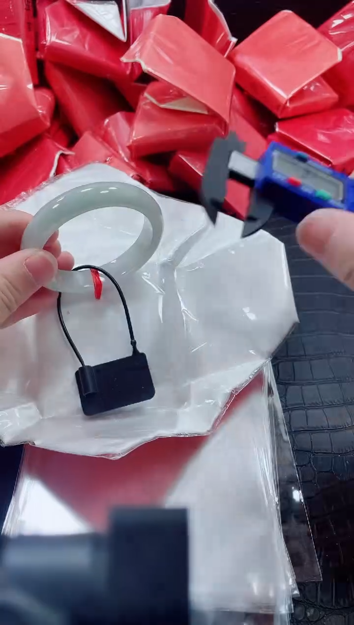 非金属无小哥221号手镯58.3圈口