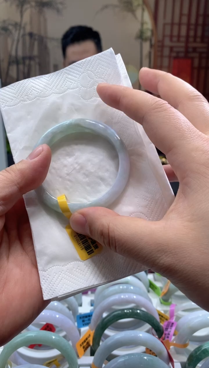 未镶嵌手镯翡翠000082560