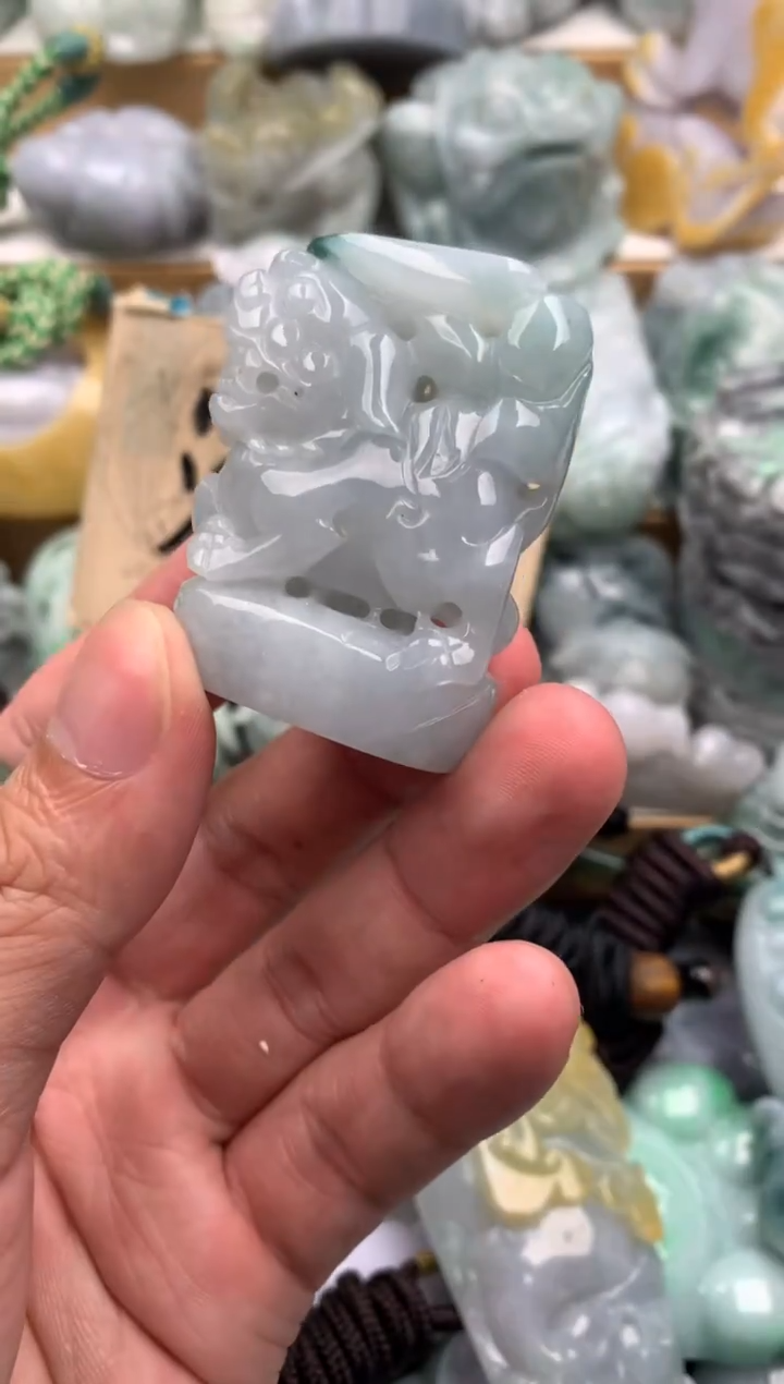 吊坠(不含链)未镶嵌翡翠1