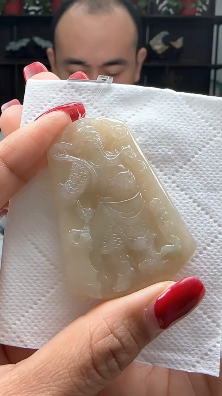 【闪购商品】翡翠颈饰未镶嵌天然翡翠A货吊坠