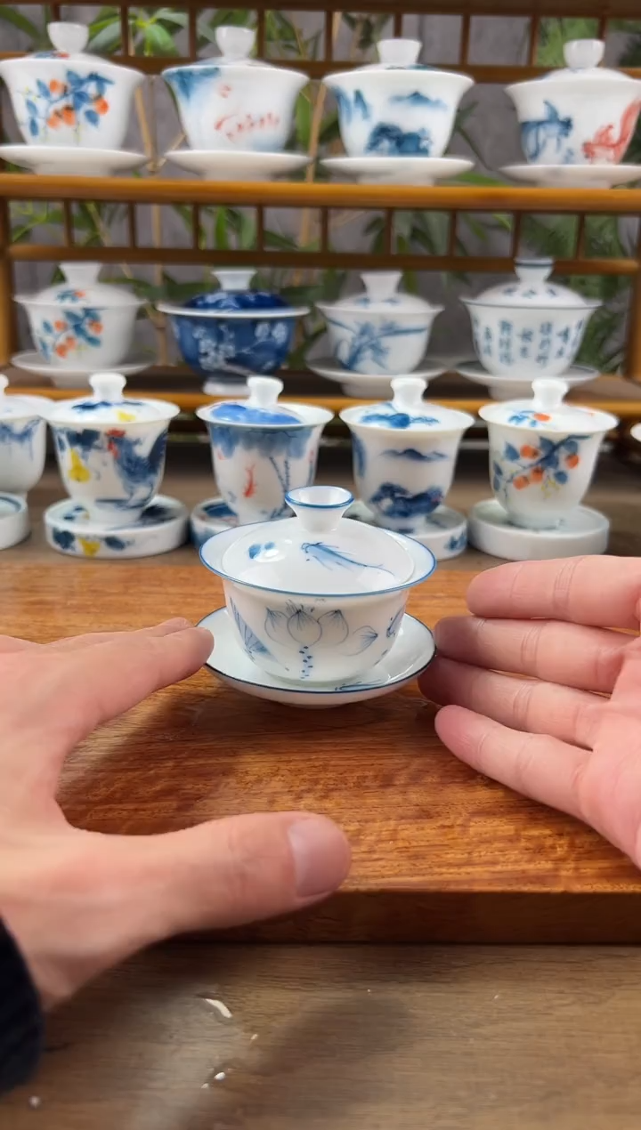 【闪购商品】微瑕荷花鱼聚80ml三才盖碗