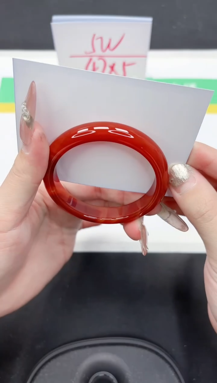 【闪购商品】石英质玉手镯未镶嵌116-53.5