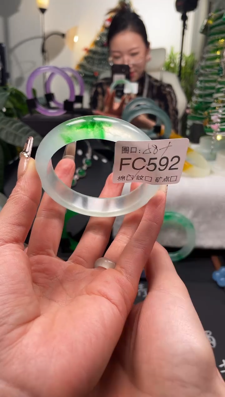 静宝石英岩手镯FC592