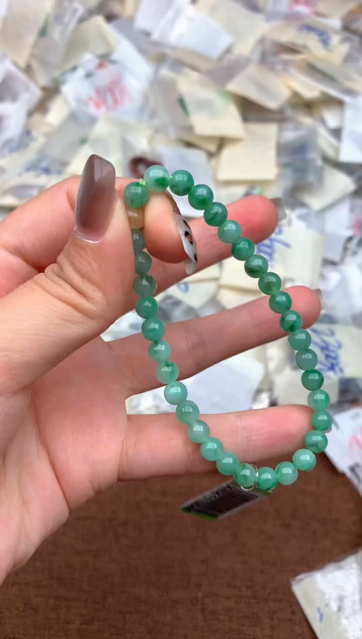 未镶嵌挂件翡翠—