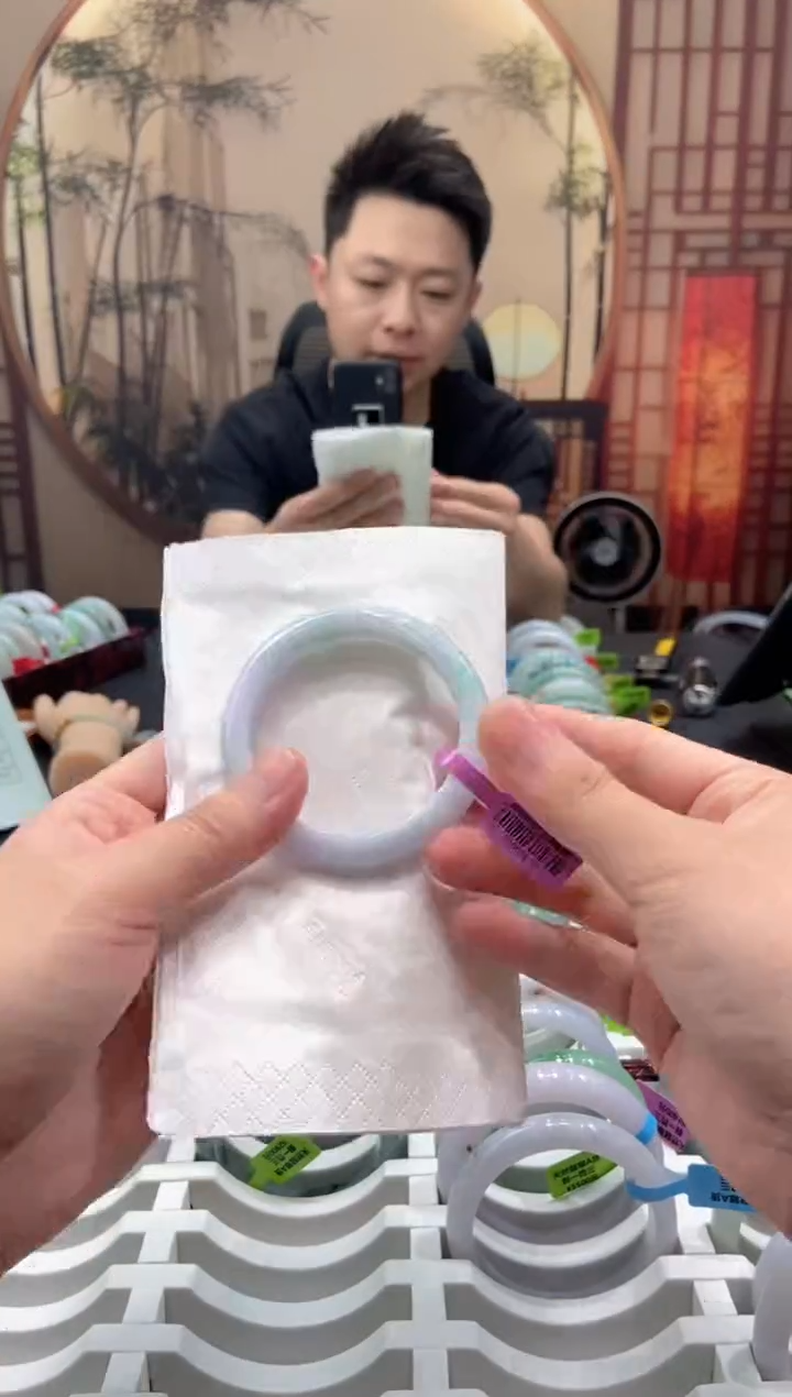 未镶嵌手镯翡翠000056558