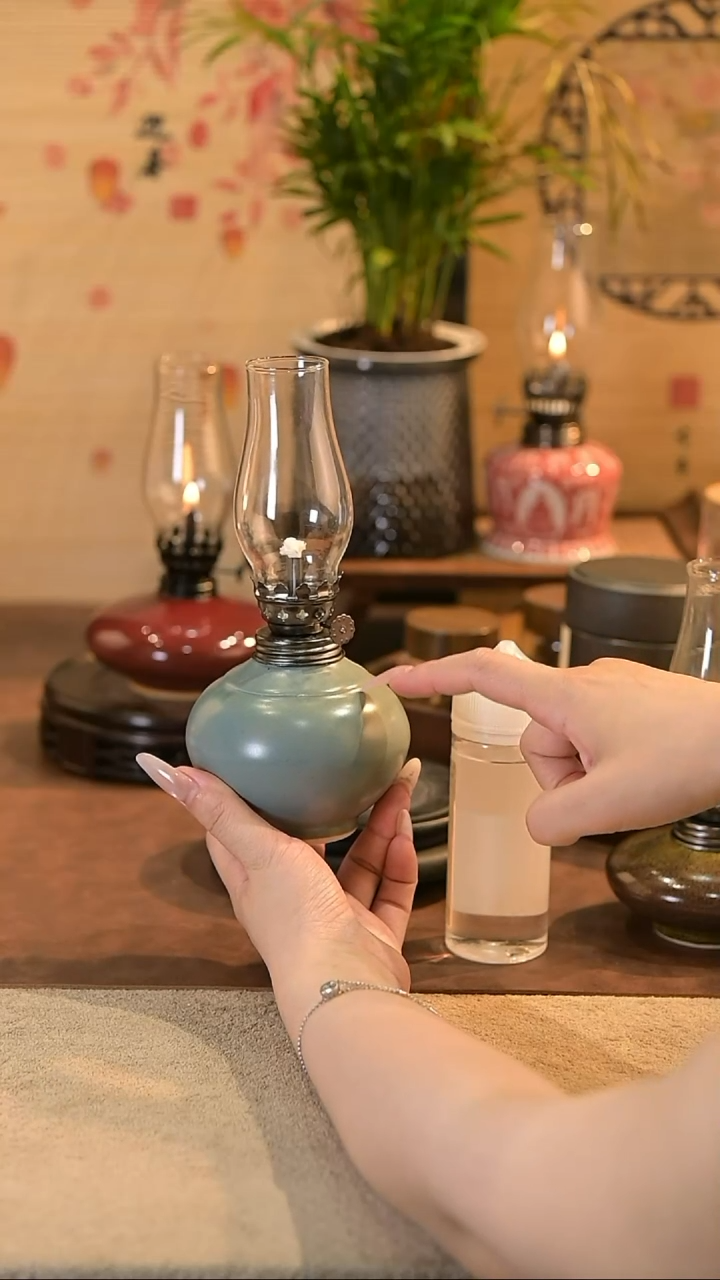 景德镇陶瓷油灯摆件