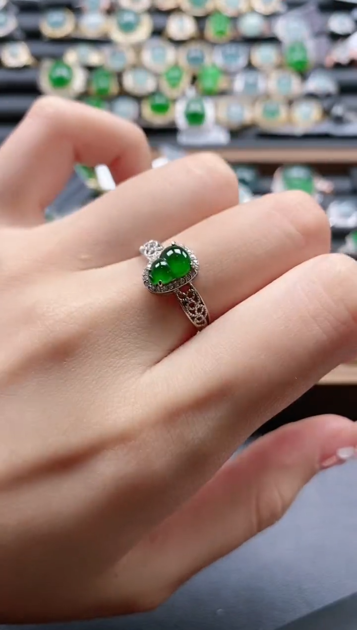【闪购商品】翡翠戒指银S925镶嵌1551