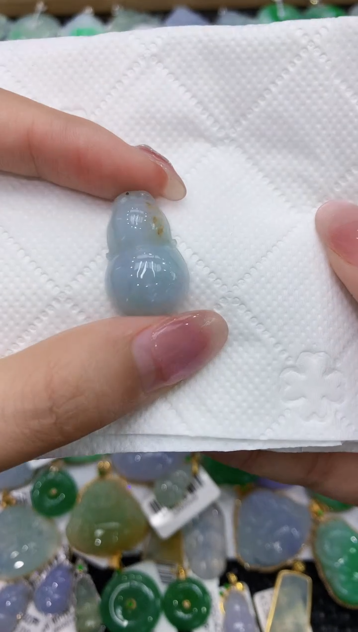 翡翠未镶嵌颈饰111111111111