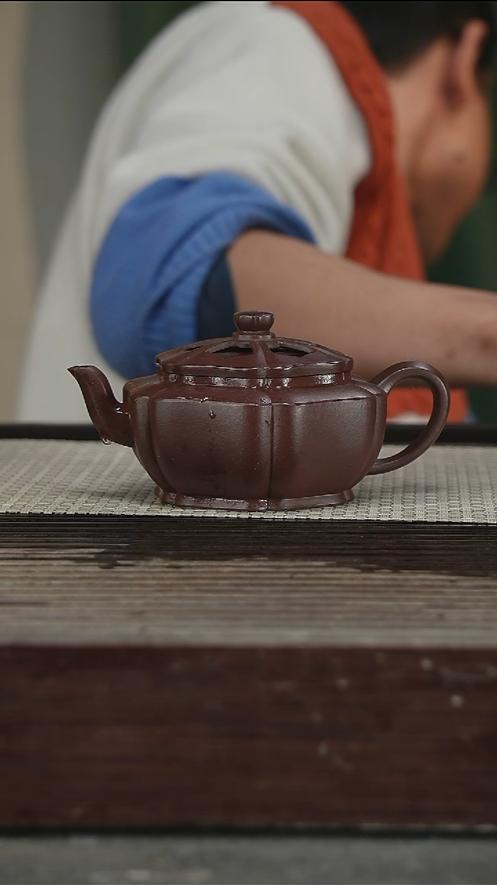 茶壶紫砂镂空240CC116号