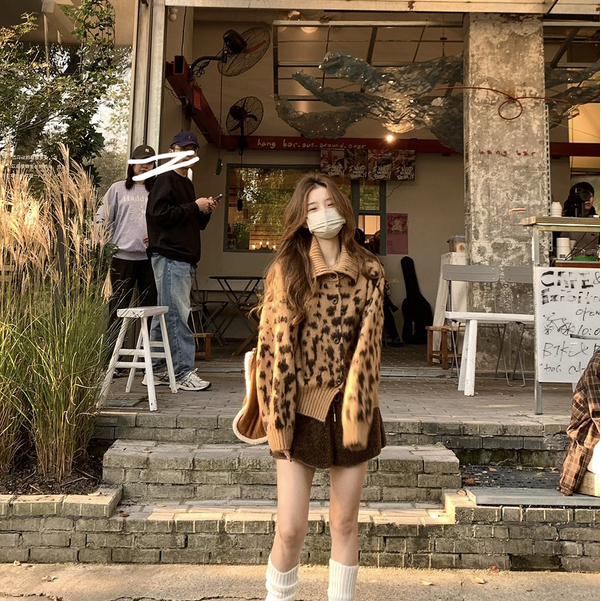 320-豹纹时尚小香风针织短款外套冬季女法式气质开衫上衣秋冬洋气
