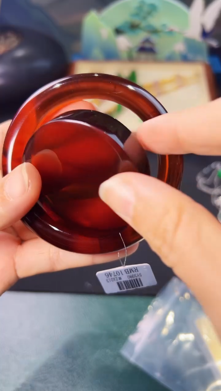 【闪购商品】血珀手镯未镶嵌手镯