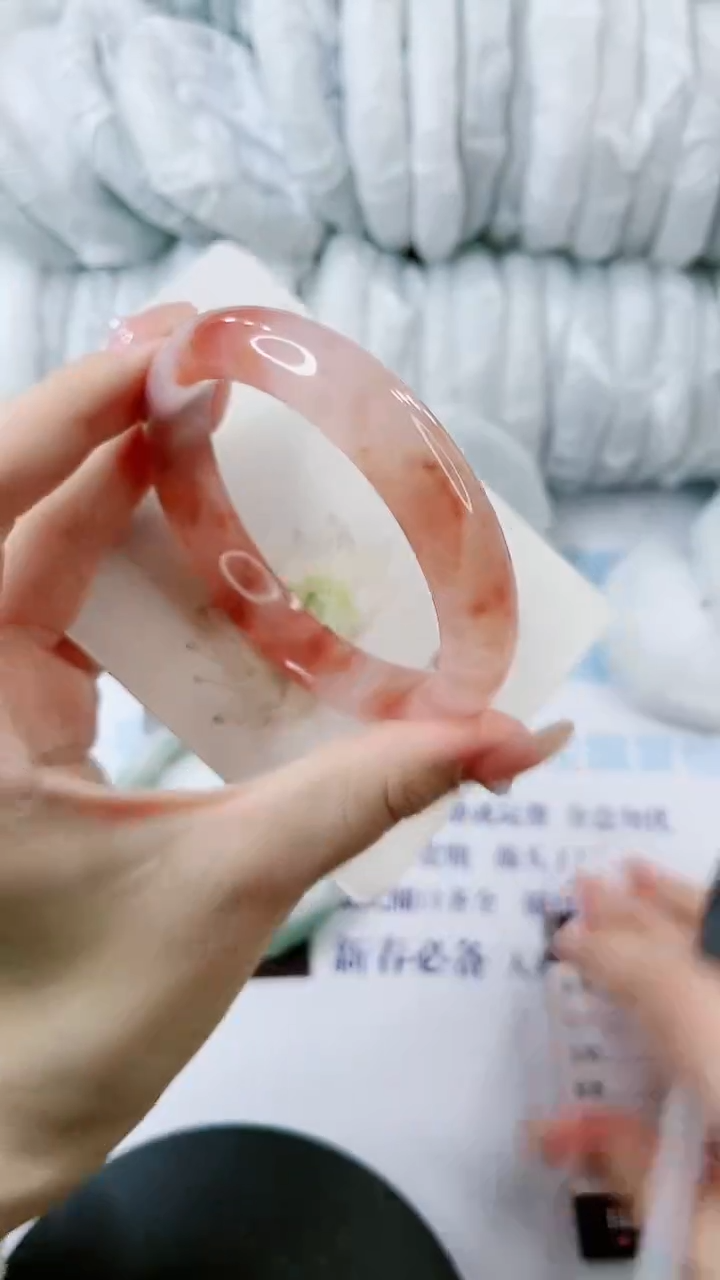 【闪购商品】石英质玉手镯未镶嵌0850496454-62多样性发货