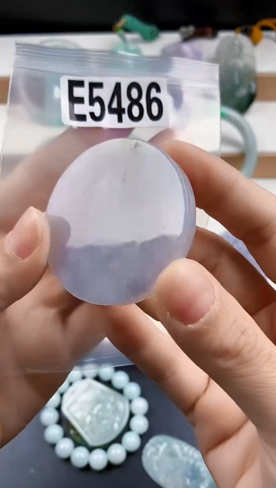 颈饰未镶嵌翡翠天然翡翠吊坠挂件