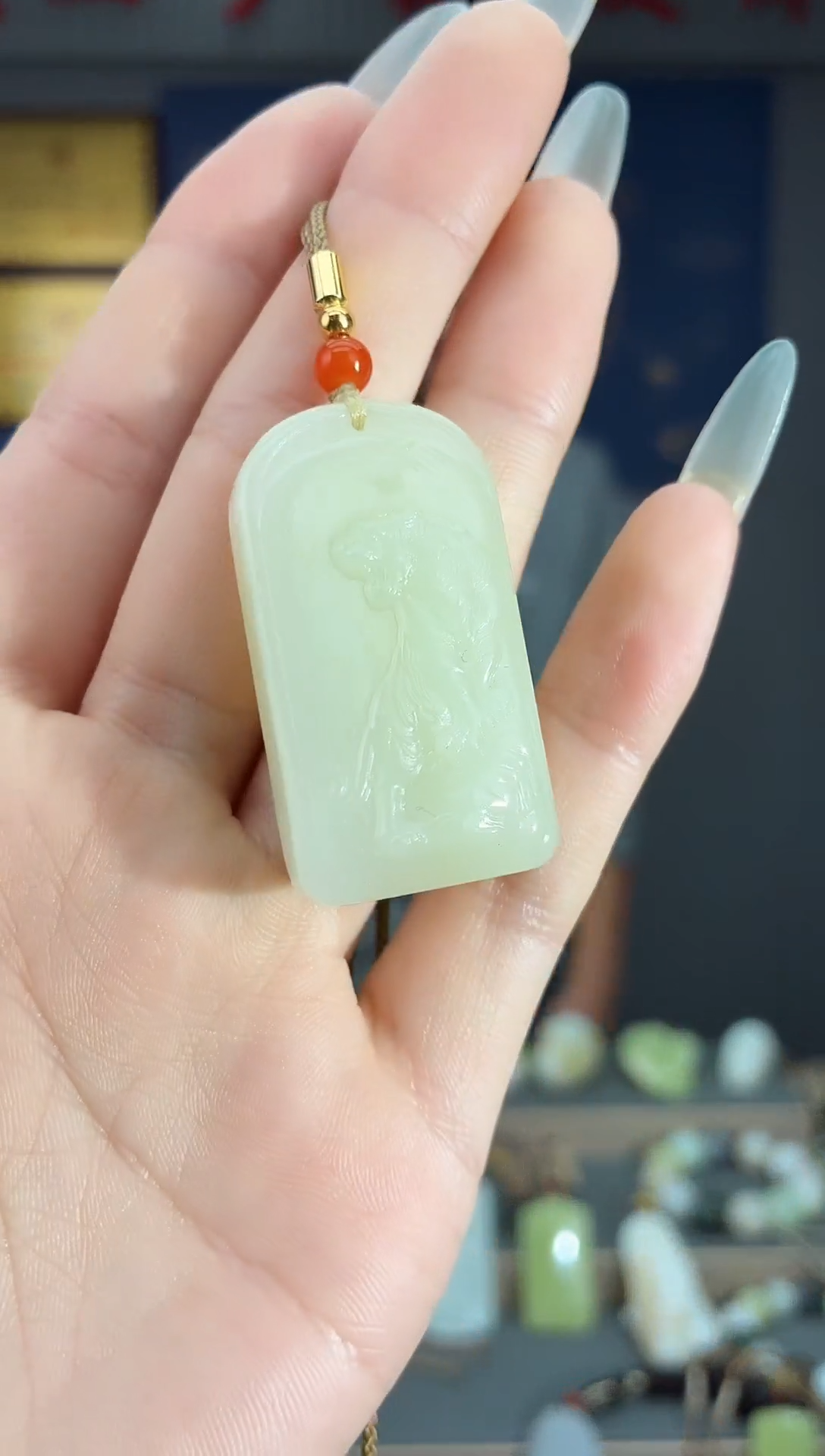 颈饰未镶嵌和田玉1