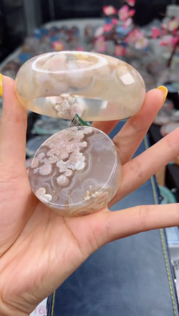 石英质玉未镶嵌手镯57圈口（赠送镯心）6330060