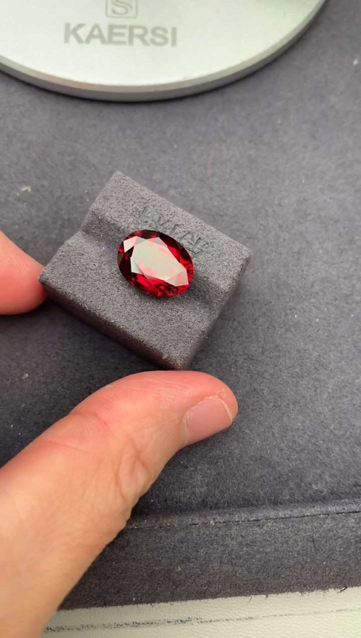未镶嵌裸石石榴石8.9ct 镁铝榴石 定制 BH