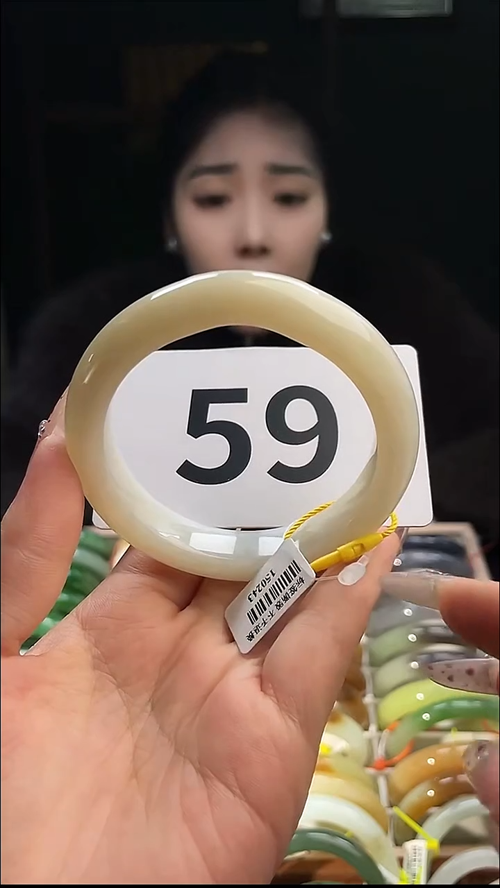 定制和田玉和田玉手镯