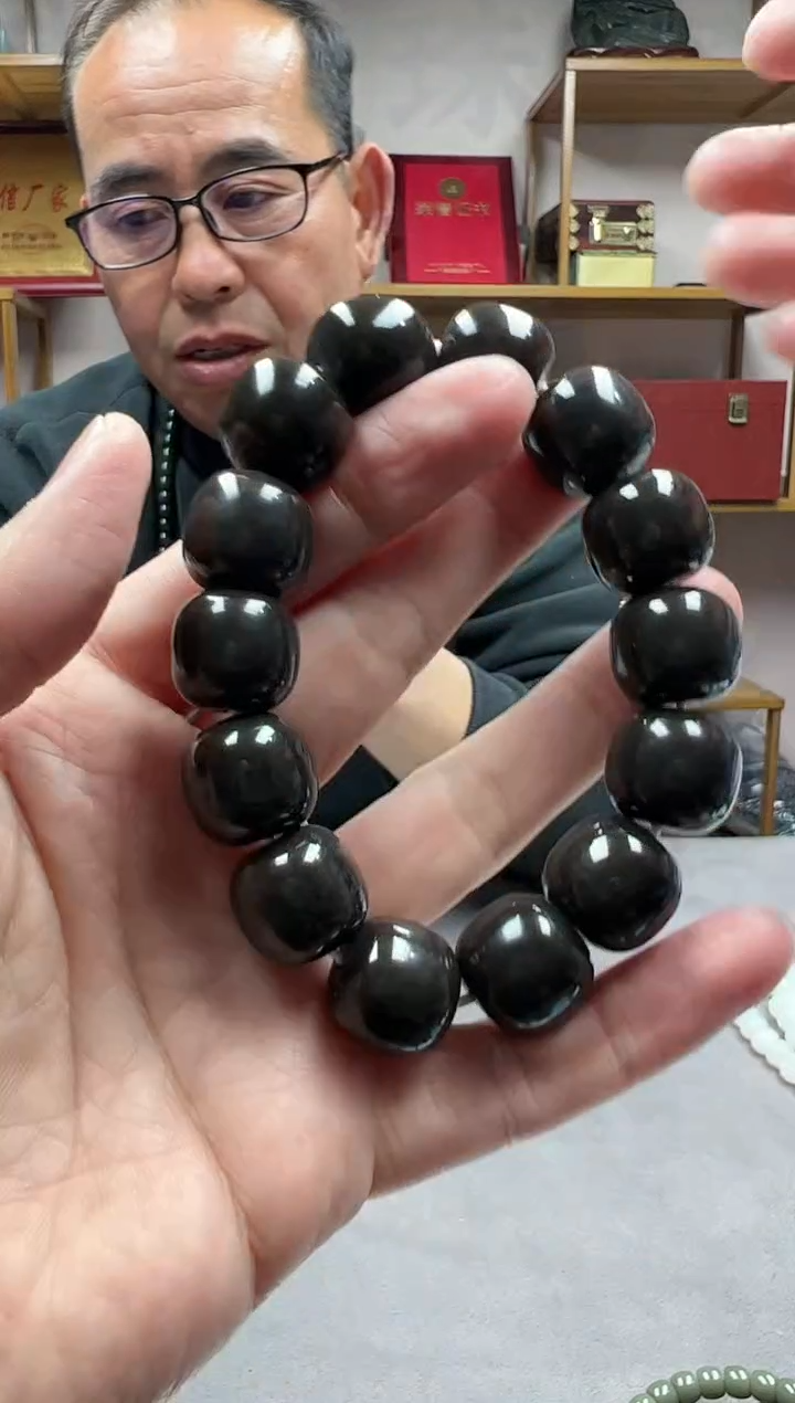 【闪购商品】和田玉手链未镶嵌16老红糖