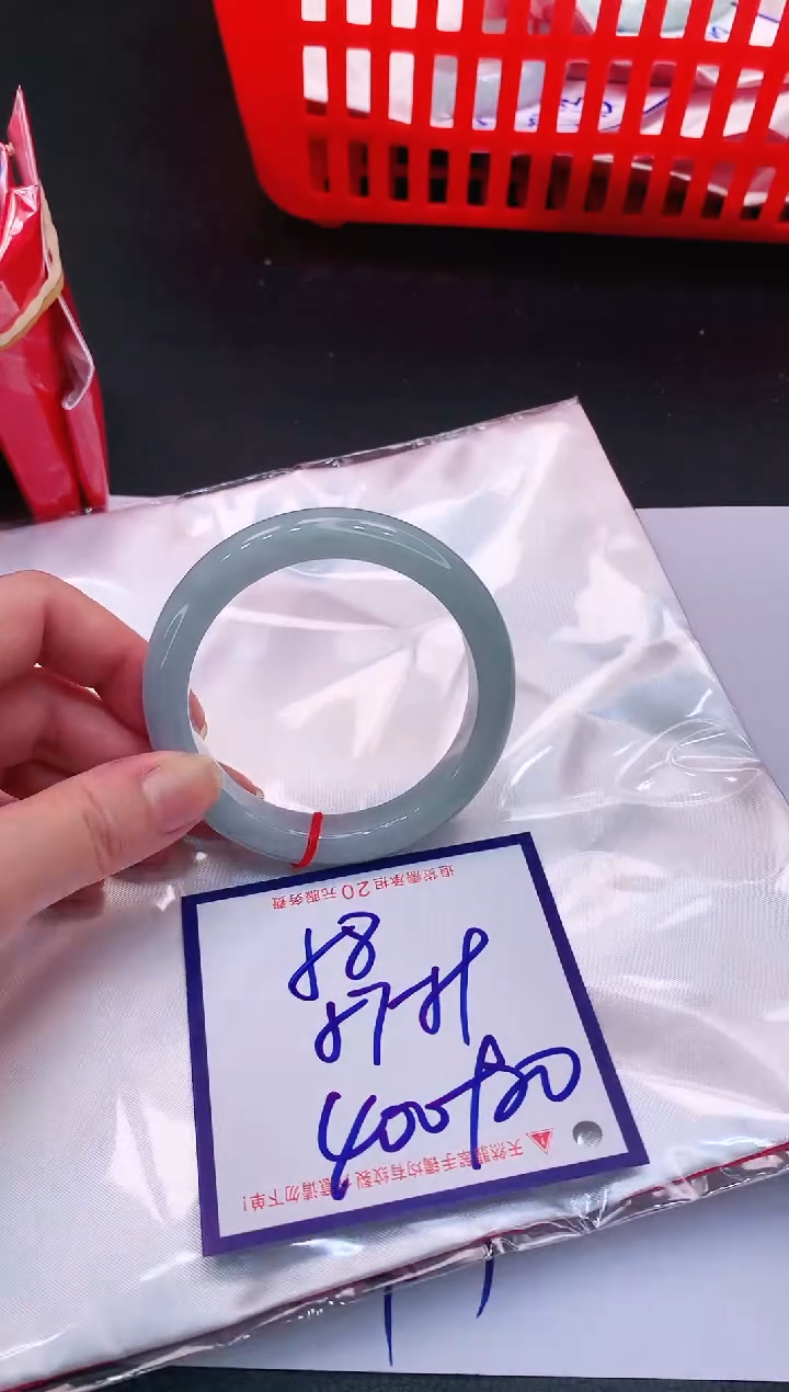 【闪购商品】翡翠手镯未镶嵌11111111