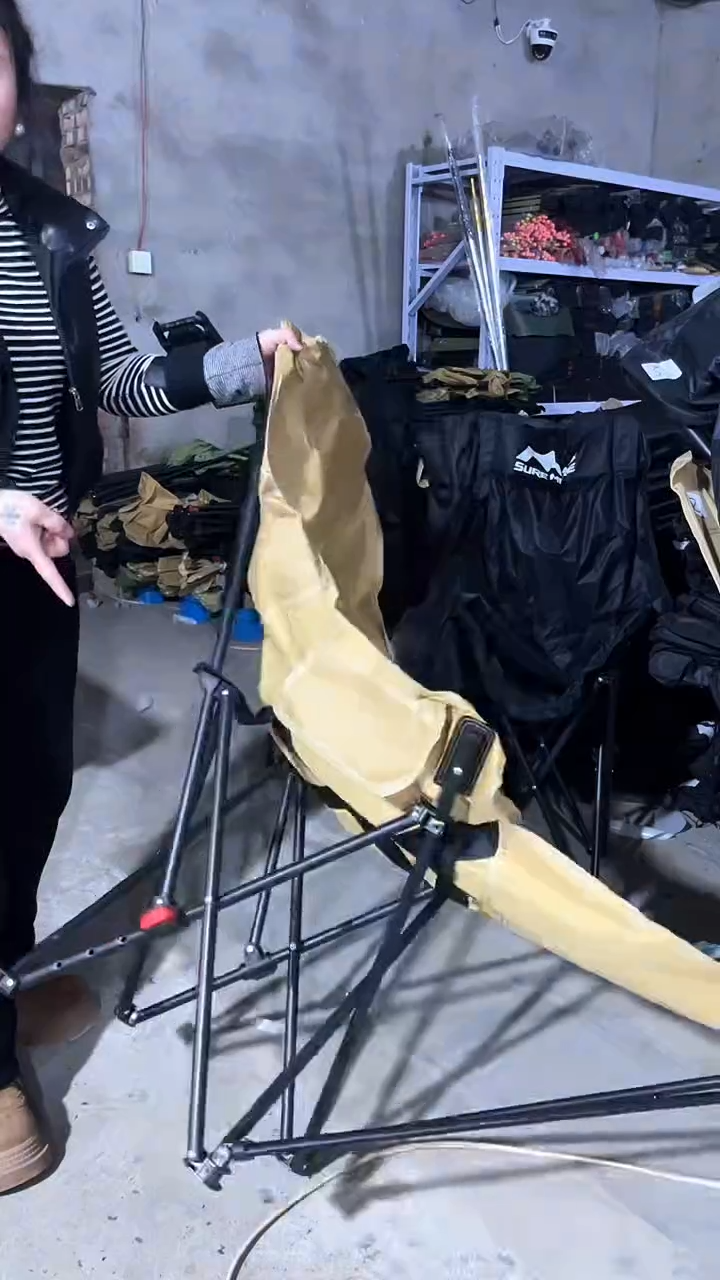 铁带腿托 不可拆卸 高背椅子 颜色随机