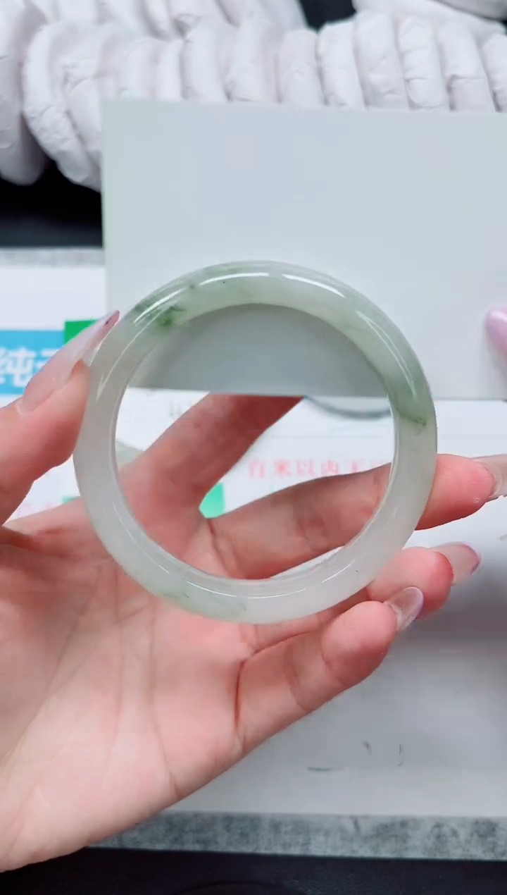 石英质玉手镯未镶嵌107-60