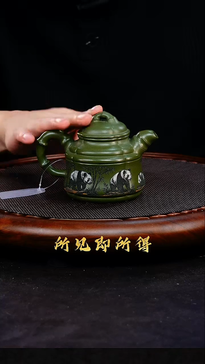 茶壶紫砂1               