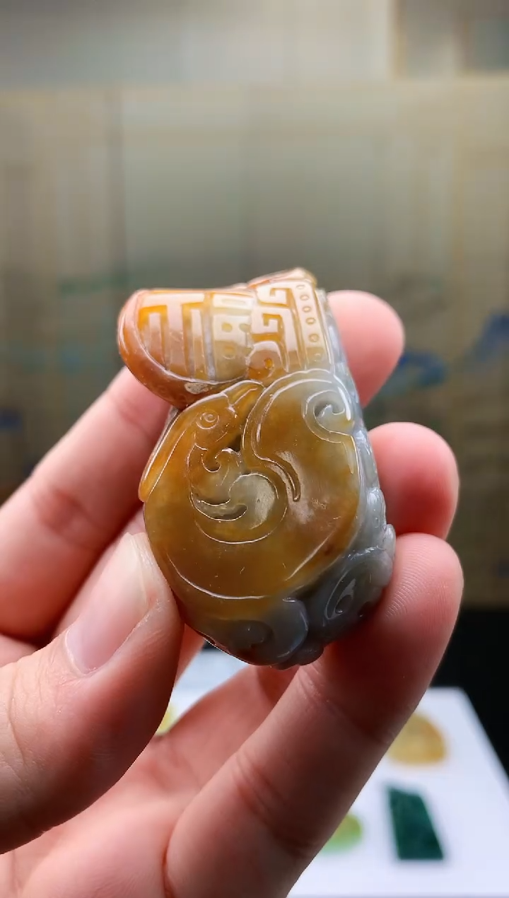 【闪购商品】定制翡翠未镶嵌4868bb-毛货挂件63