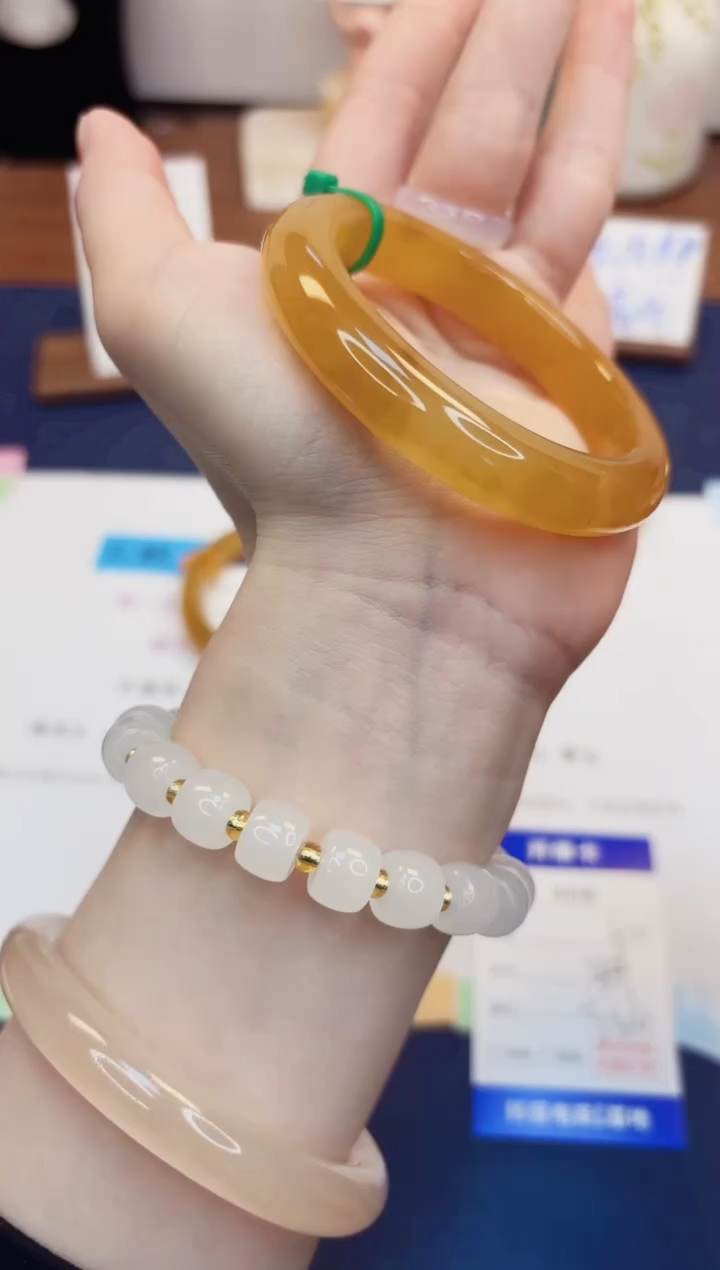 【闪购商品】石英质玉手镯未镶嵌408-财气镯-圈口53