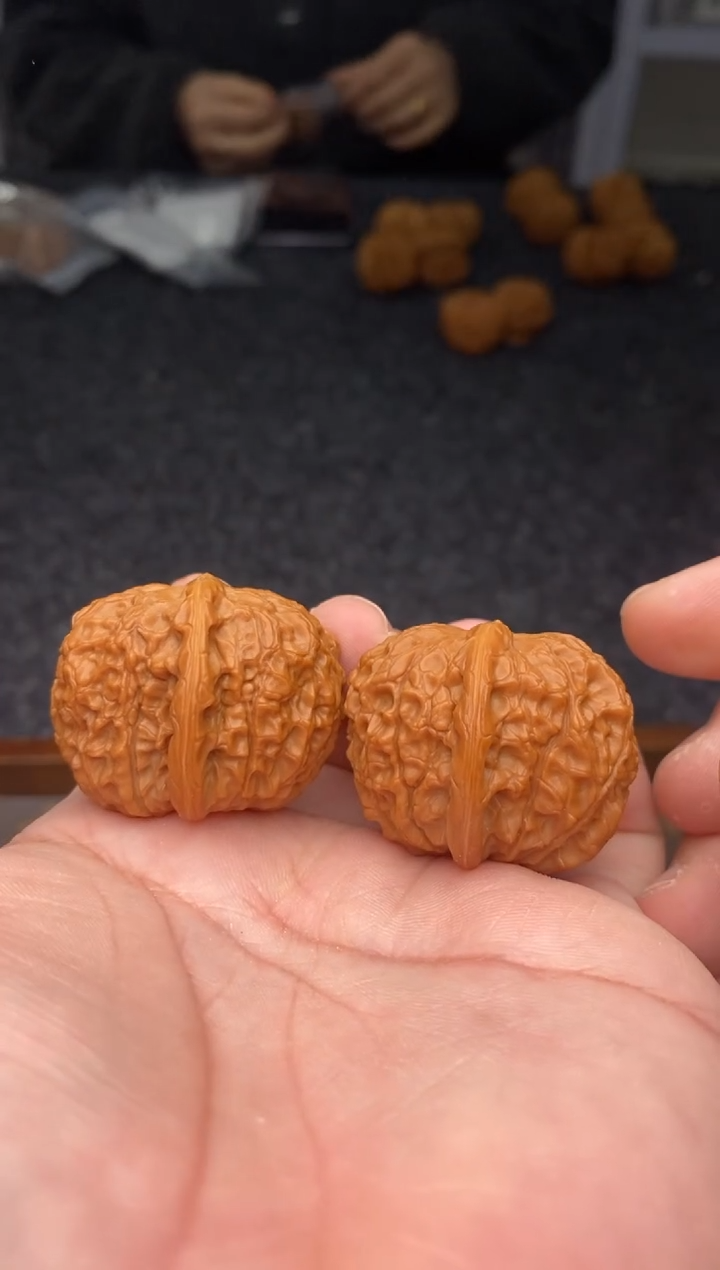 把件文玩核桃B260号37尺血麒麟