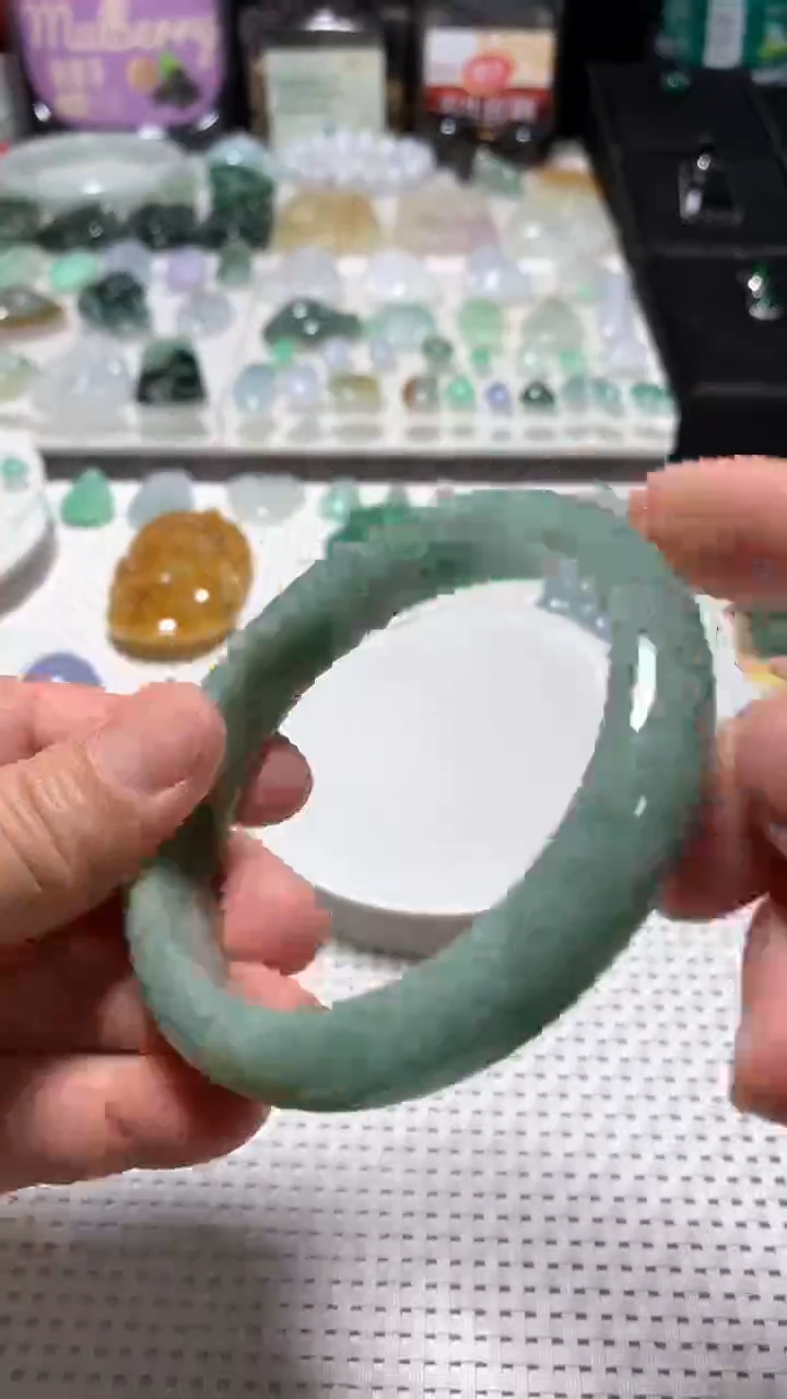 【闪购商品】翡翠手镯未镶嵌天然翡翠不包邮