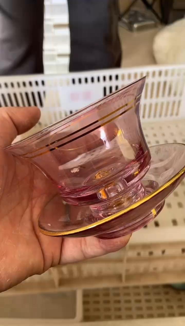 杯无运费险有瑕疵的摄影的产品有使用过的痕迹有点脏介意勿拍