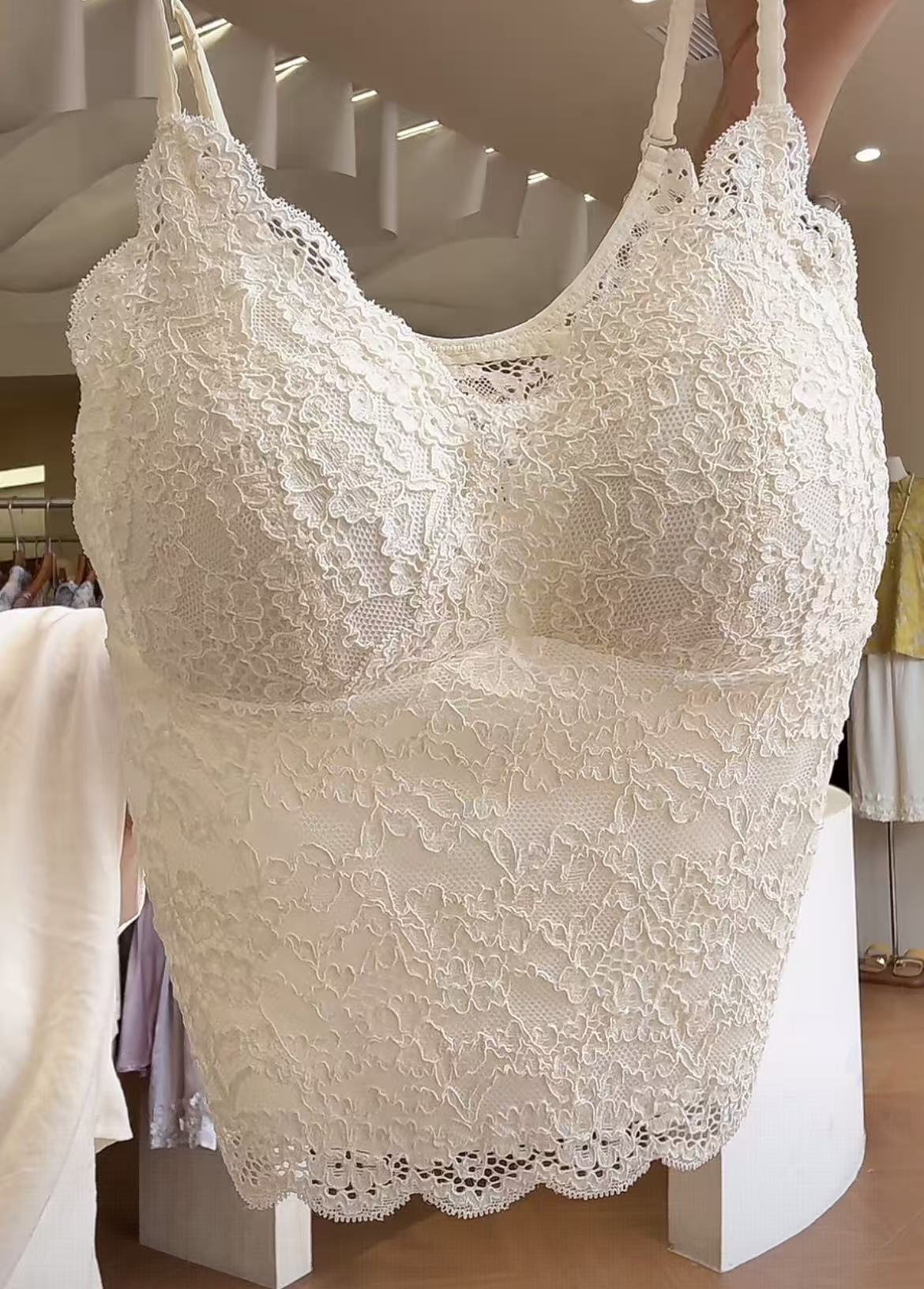 【BayaLi】2025新品蕾丝小吊带长美背