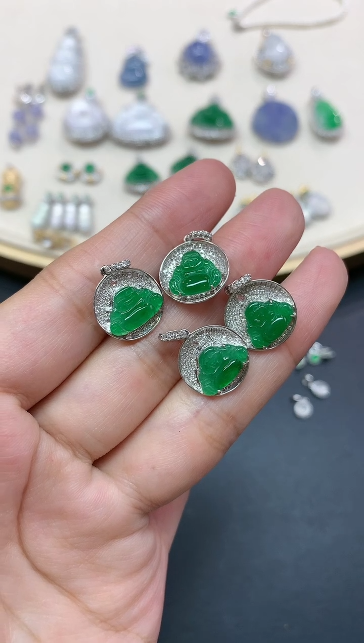 【闪购商品】翡翠18K金镶嵌吊坠(不含链)A110|2999多样性发其一