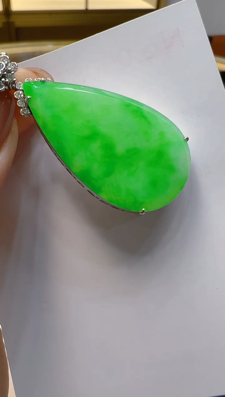 【闪购商品】翡翠18K金镶嵌吊坠(不含链)多样性团购发一件