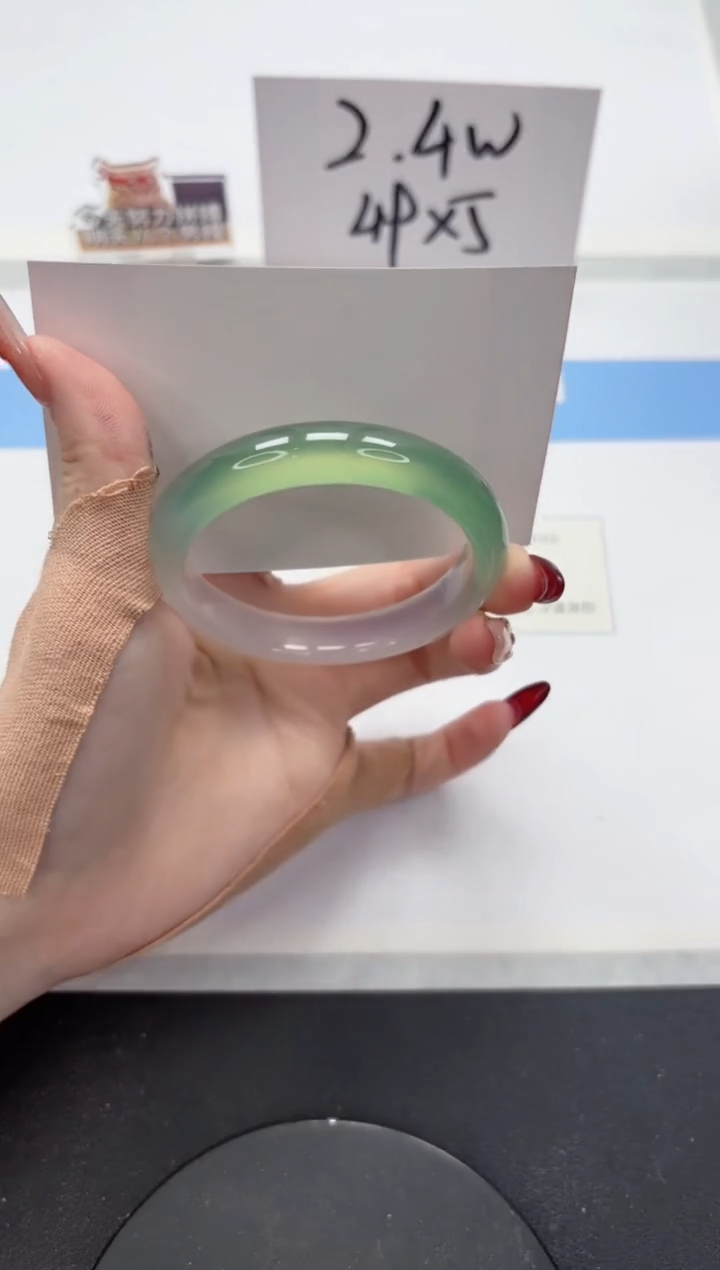 【闪购商品】石英质玉手镯未镶嵌A338-55.2