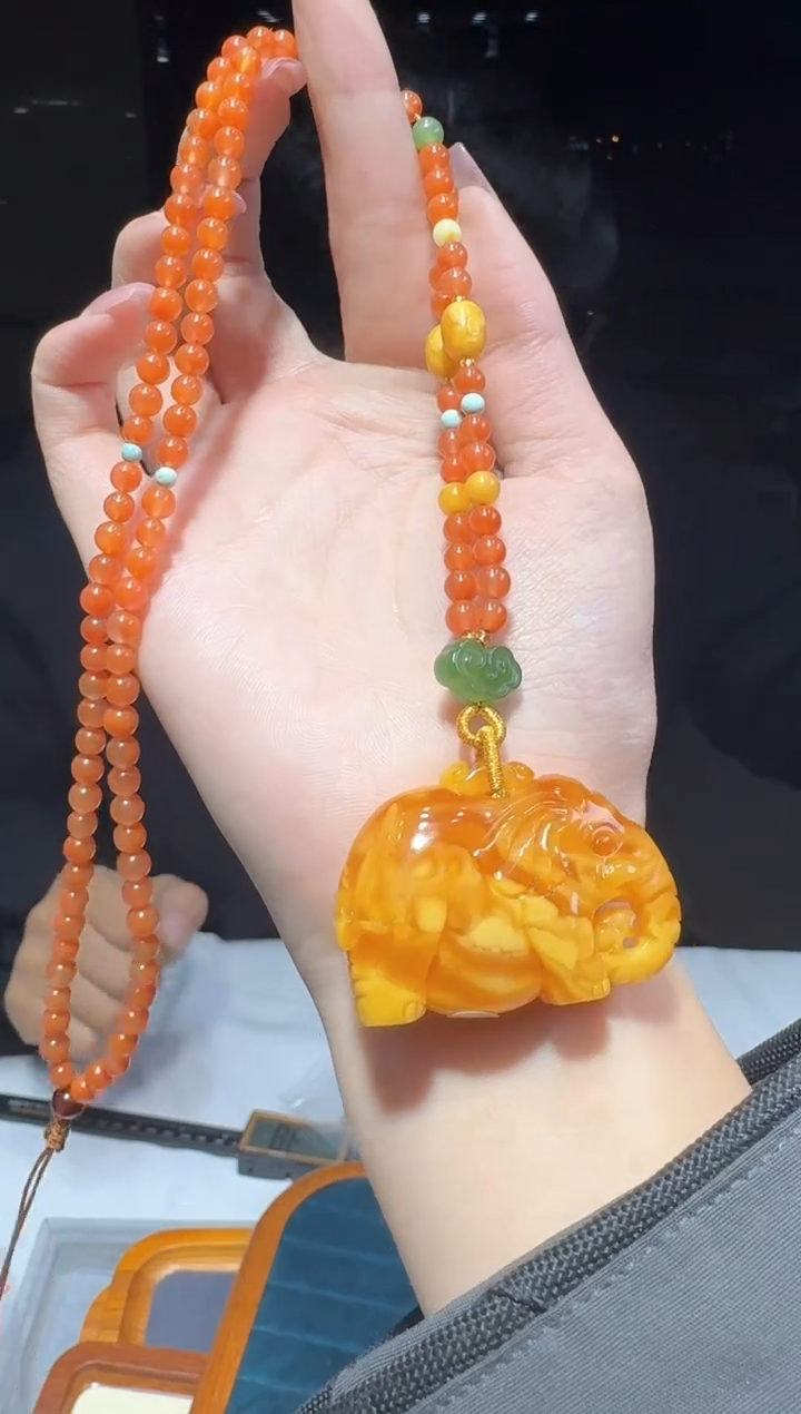 【闪购商品】蜜蜡颈饰未镶嵌多样性发一件 383