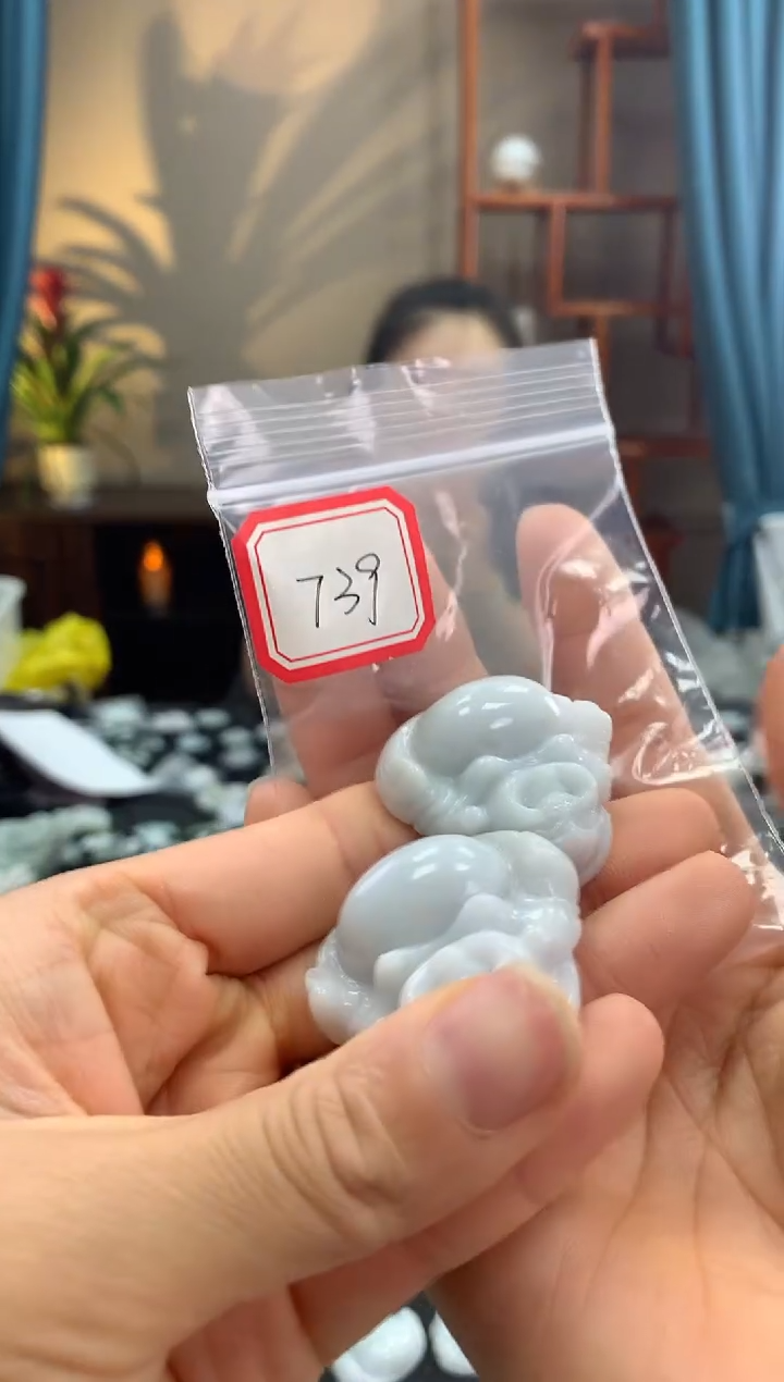翡翠未镶嵌颈饰佛公739 多样性发一件