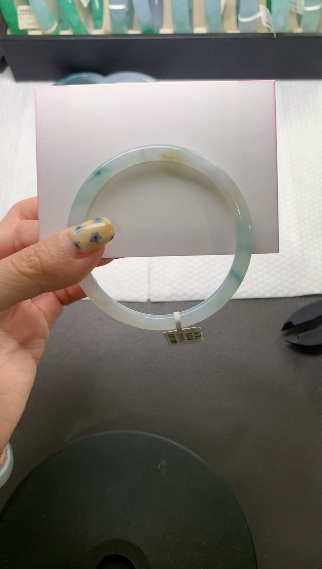 未镶嵌手镯（圆镯）翡翠56.8*5.7*5.6