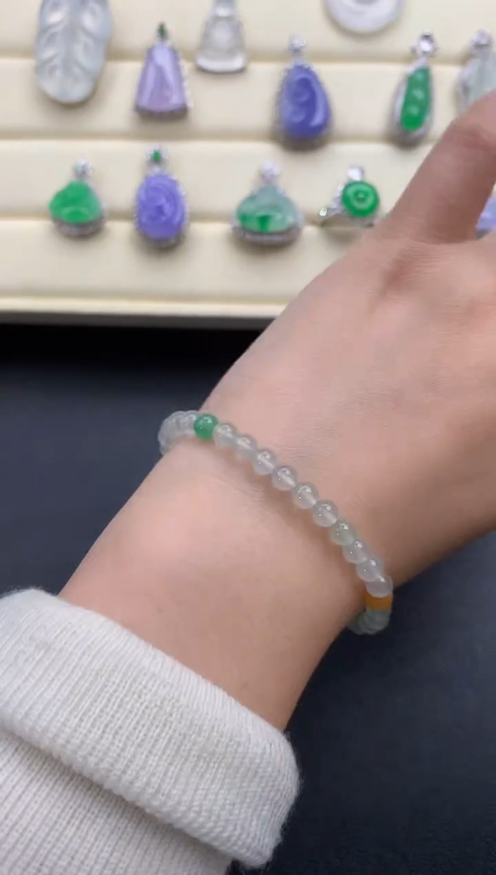 【闪购商品】翡翠颈饰未镶嵌Q183      