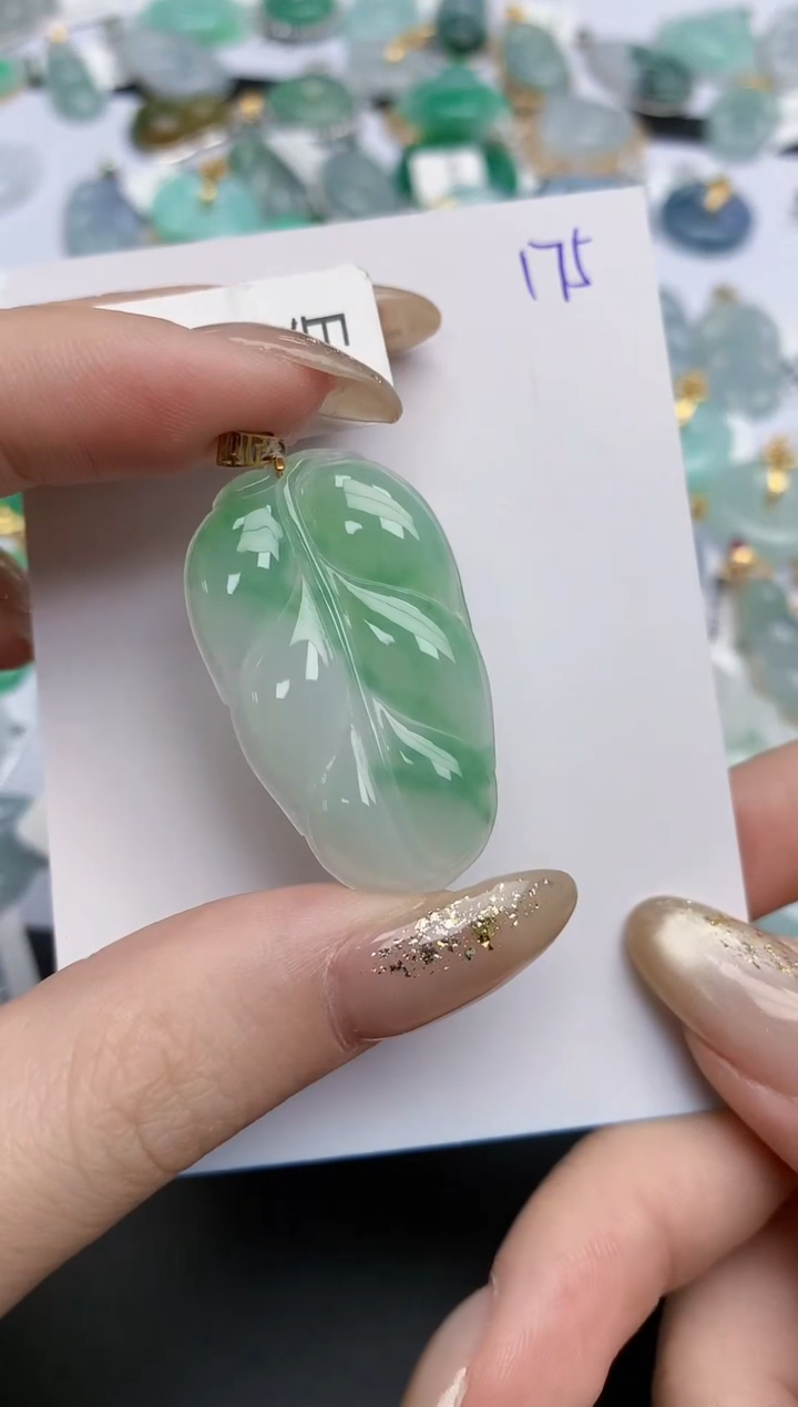 【闪购商品】翡翠颈饰18K金镶嵌天然缅甸翡翠A货