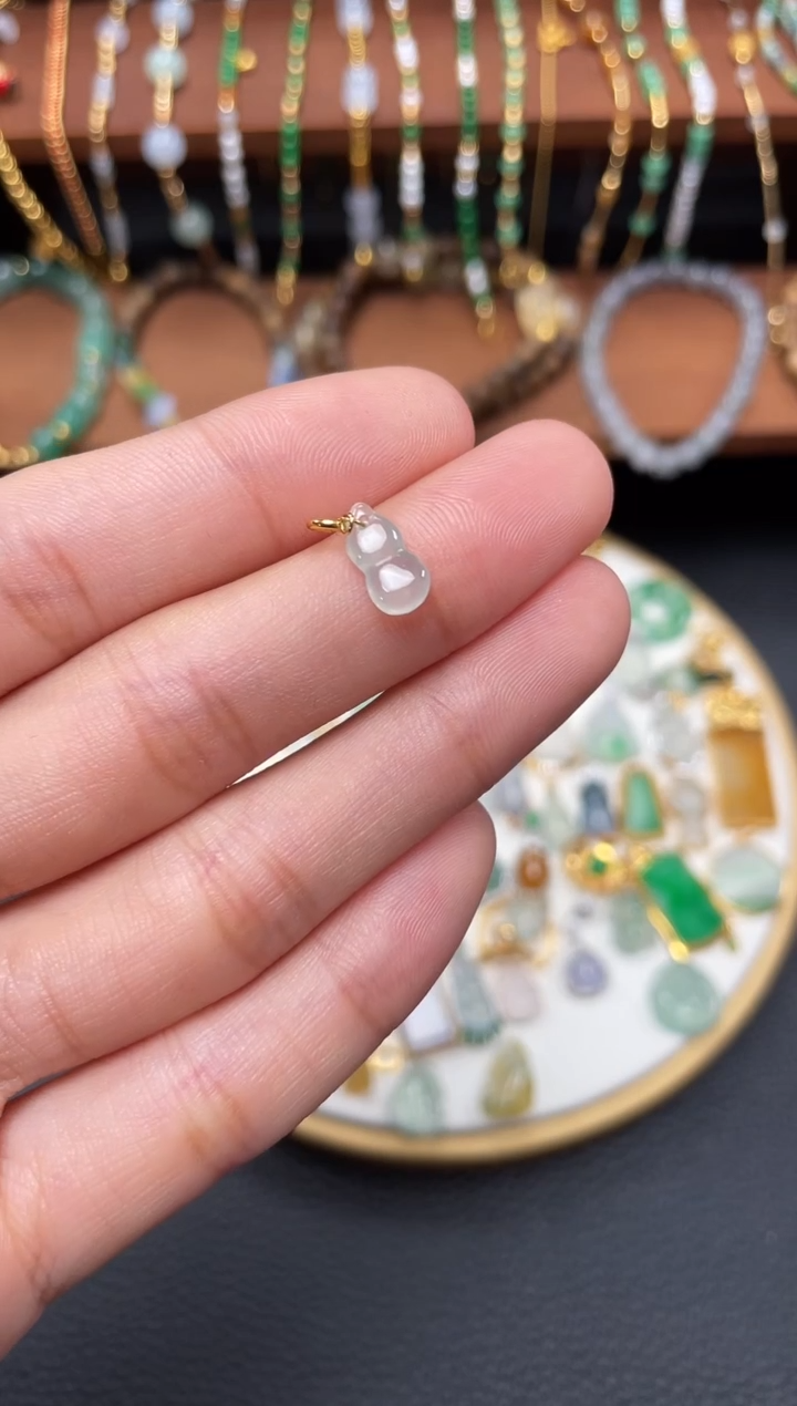 【闪购商品】翡翠吊坠(不含链)18K金镶嵌一个 417