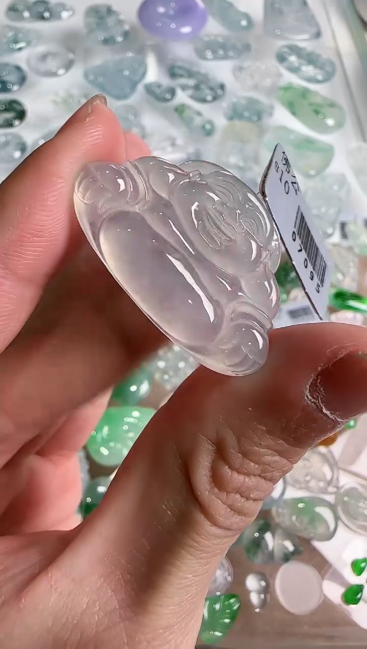 【闪购商品】翡翠吊坠(不含链)未镶嵌··