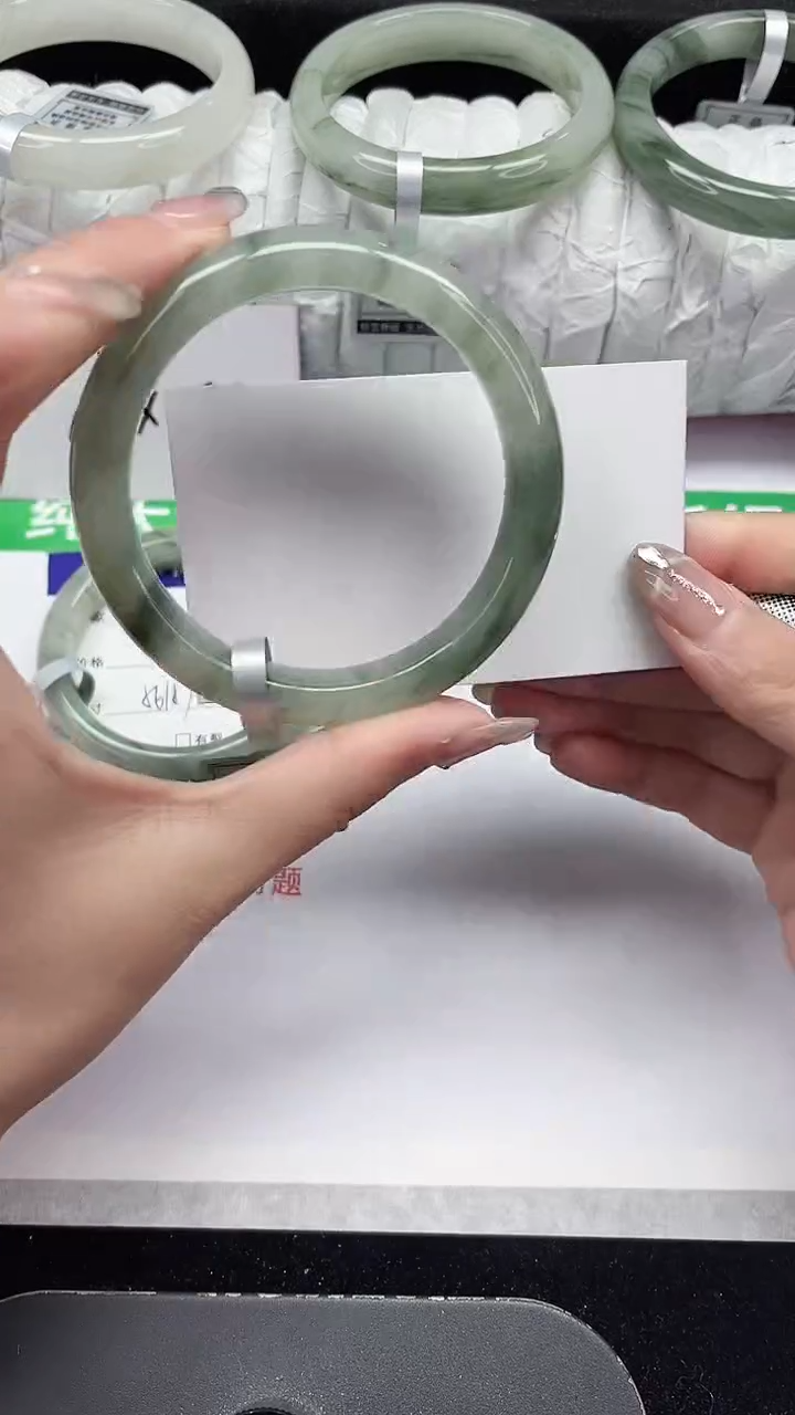 未镶嵌手镯石英质玉231-58/59