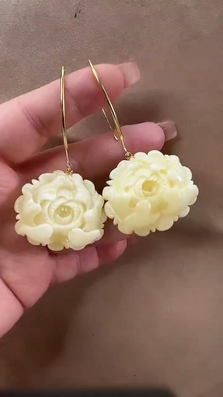 琥珀颈饰未镶嵌耳环