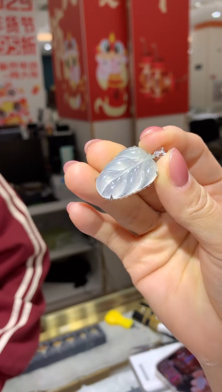 【闪购商品】翡翠颈饰18K金镶嵌|不退不换