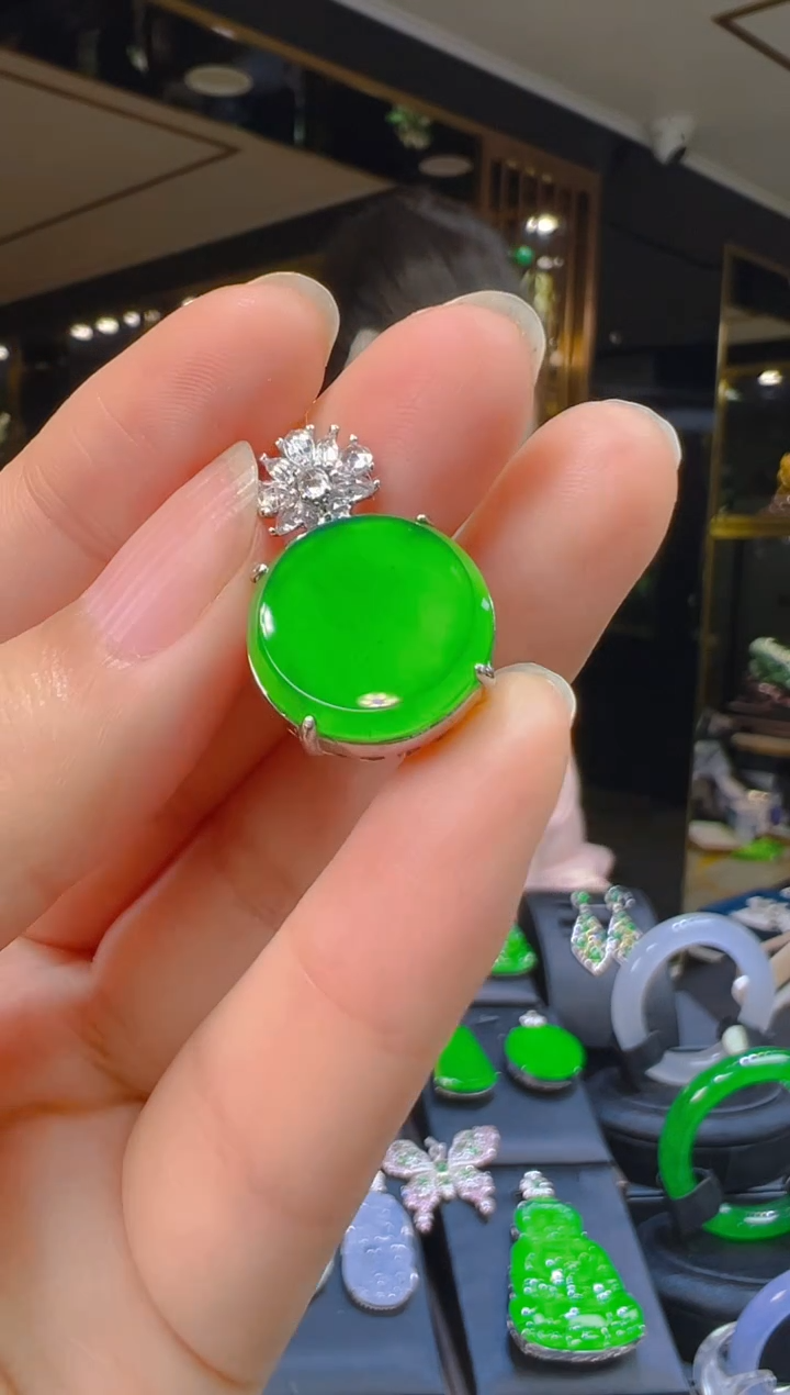 翡翠银S925镶嵌吊坠(赠链)009（多样性发其一）