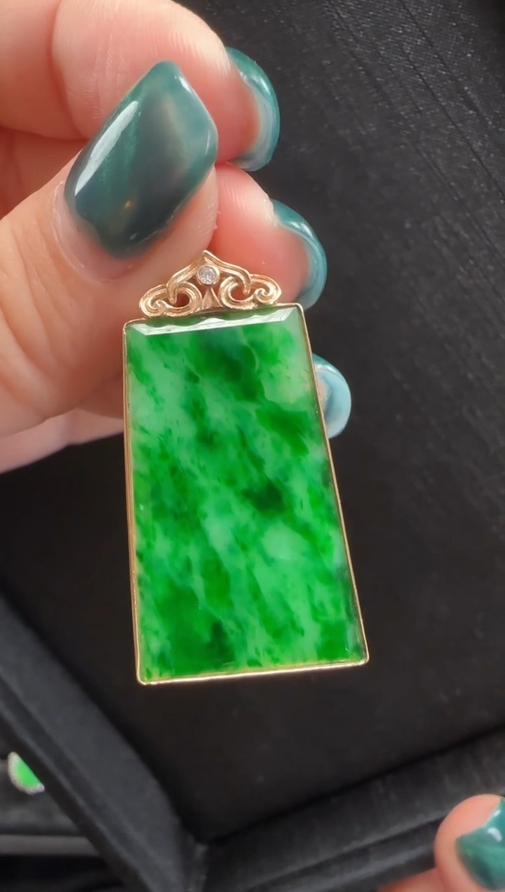 【闪购商品】翡翠颈饰18K金镶嵌308无事牌一个