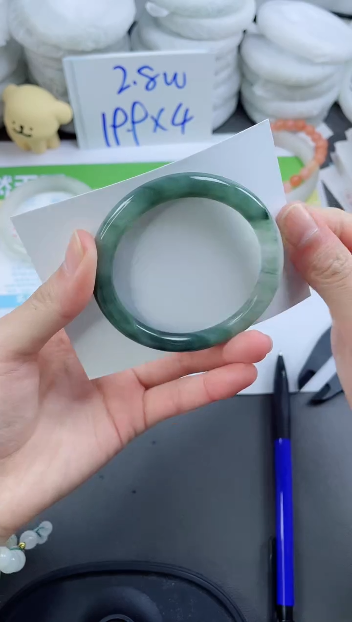 【闪购商品】石英质玉手镯未镶嵌131-53.5